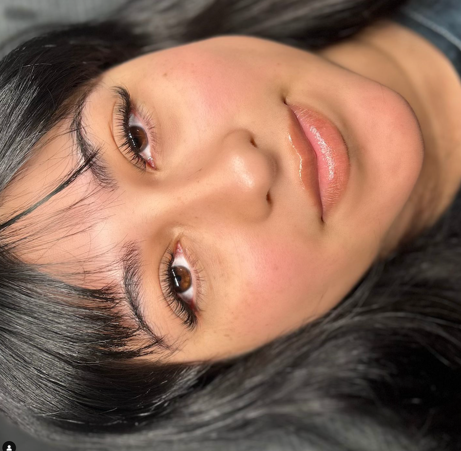 Fidi Lashes.png