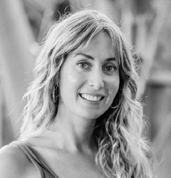 Lora Carpenter