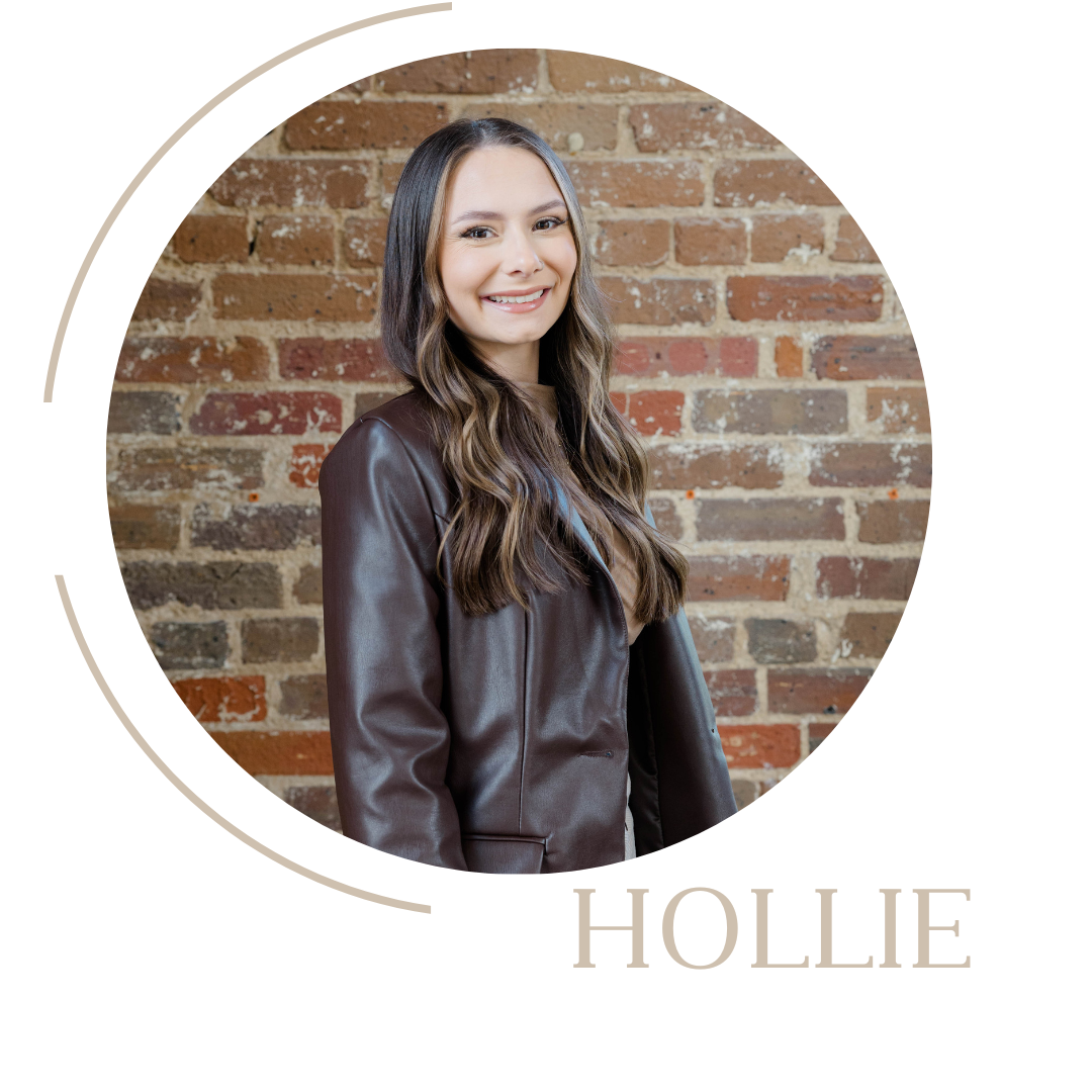 Hollie.png