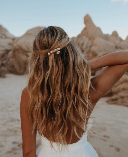 beachy blonde.png