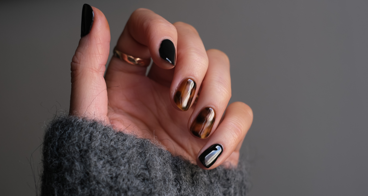 Amazing Artizens Nails.png