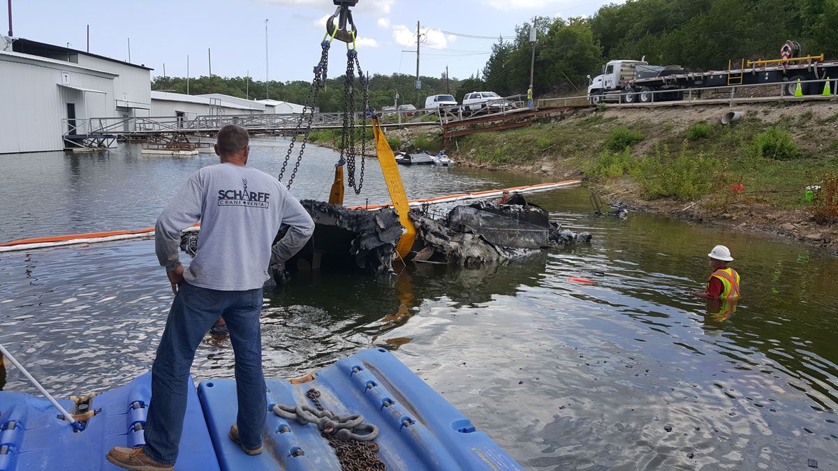 Sunken Boat Recovery Service