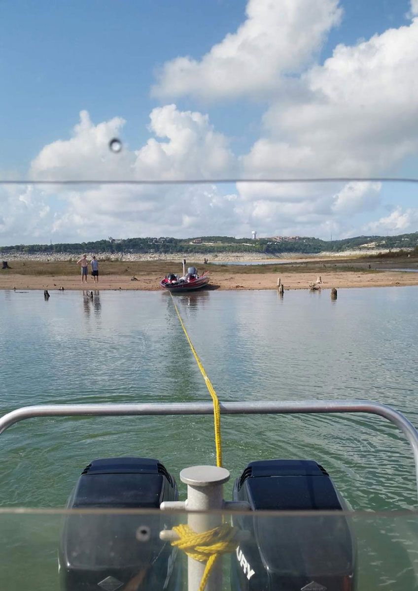 Flagship Towing is a boat rescue service in Central Texas. Boat Rescue Service in Texas