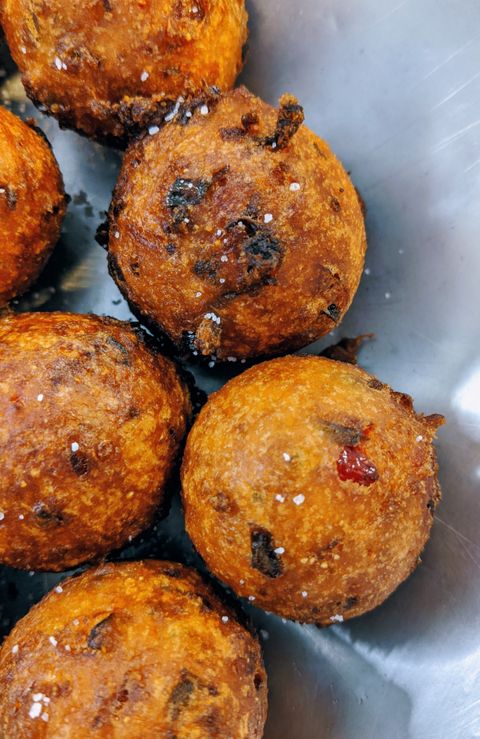 Hush Puppies_American_Side.jpg