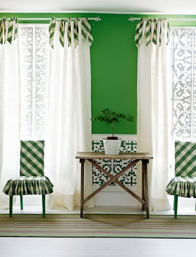 Green ginham chair windoes.jpg