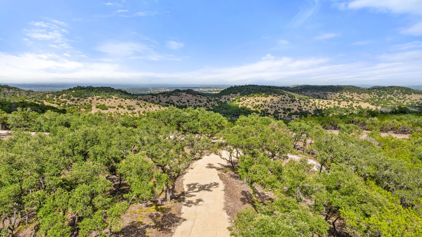 dji_20250815162551_0318_d_1_1_775.jpg