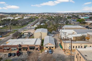 27-web-or-mls-905 3rd St-27.jpg