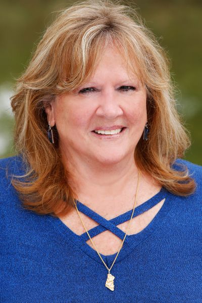 FoxHeadshots-5.jpg