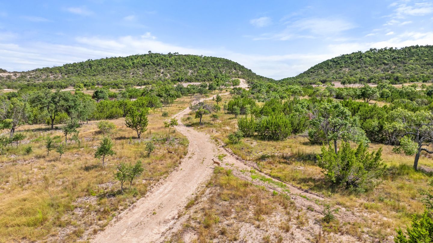 dji_20250815155721_0296_d_1_1_34.jpg
