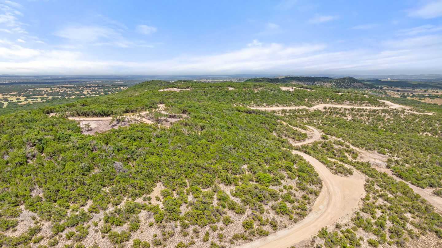 dji_20250815160207_0312_d_1_1_173.jpg