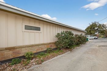 23-web-or-mls-905 3rd St-23.jpg