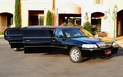 blacklincoln400px.jpg