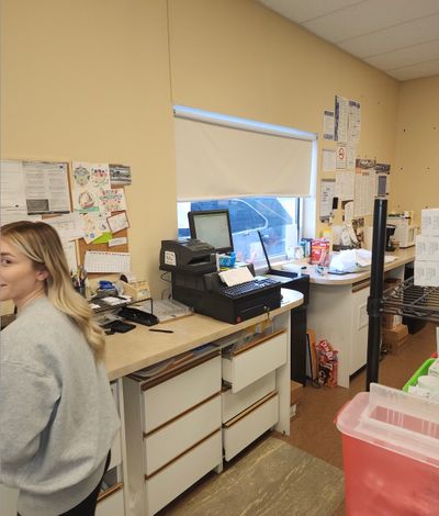 Employee in Pharmacy Employee in Pharmacy