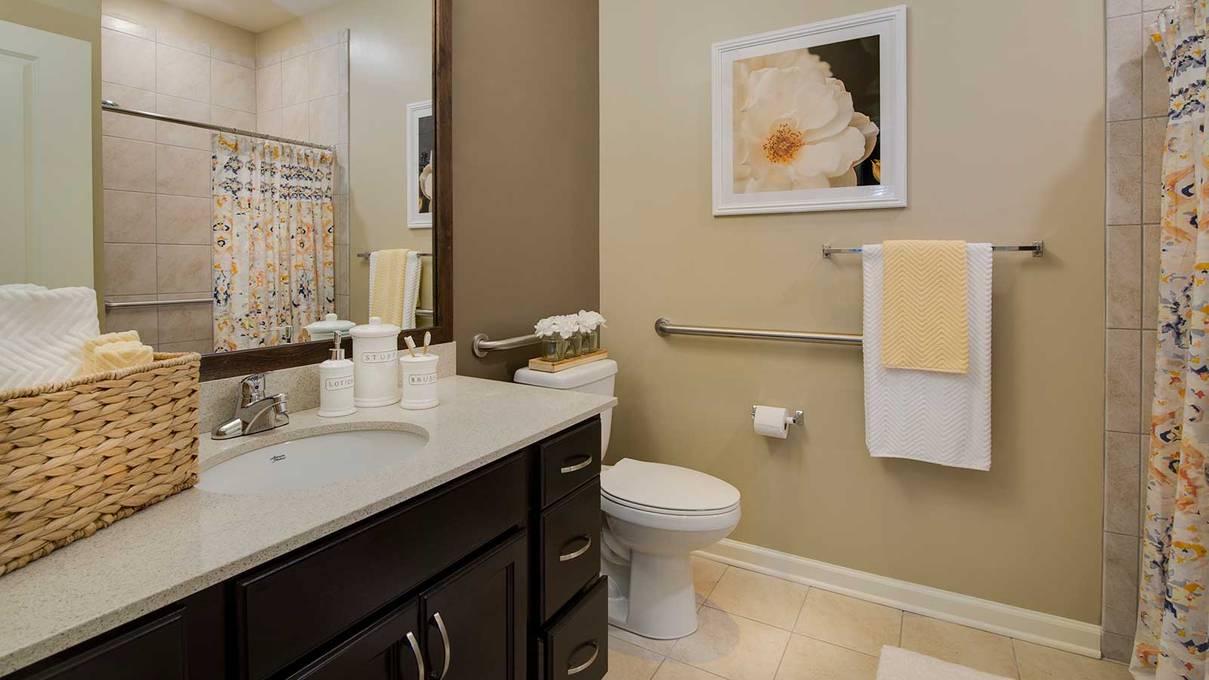 Starling at San Jose is a senior assisted living community in Jacksonville, Florida. Senior Housing in Jacksonville, Florida
