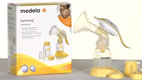 tru-medela-harmony-manual-breast-pump-8a983a54.jpg
