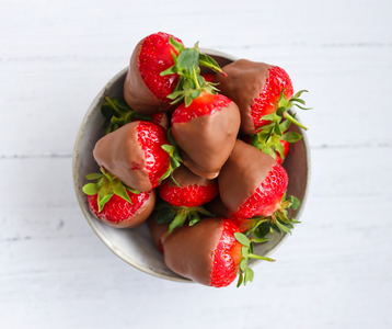 chocolate strawberries.png