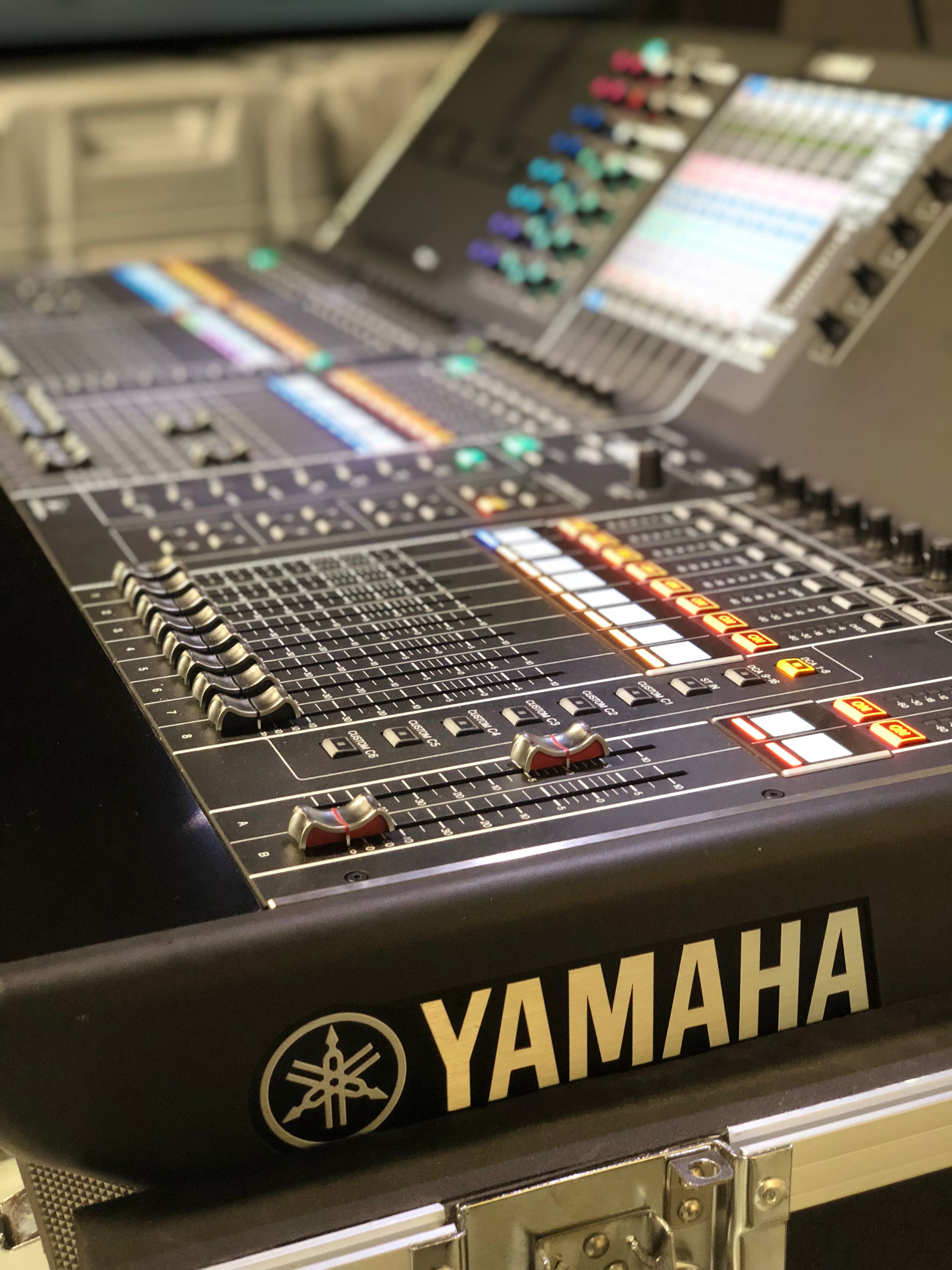 Yamaha Audio Mixer