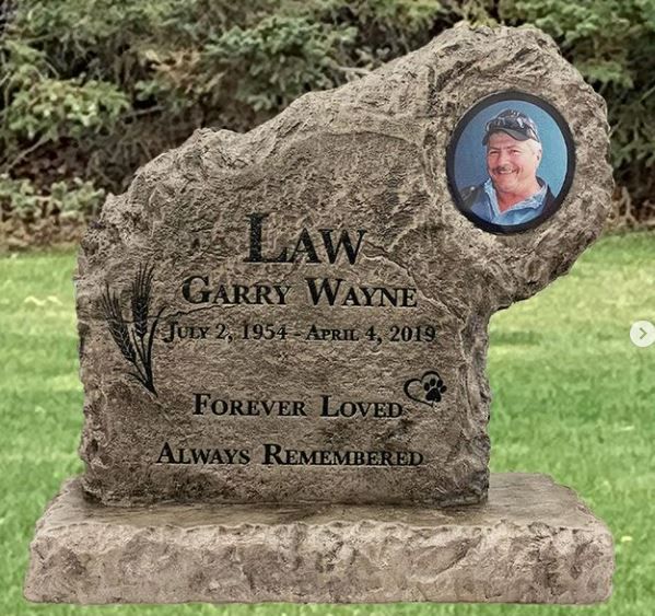 Custom Headstones, Thoughtfully Priced