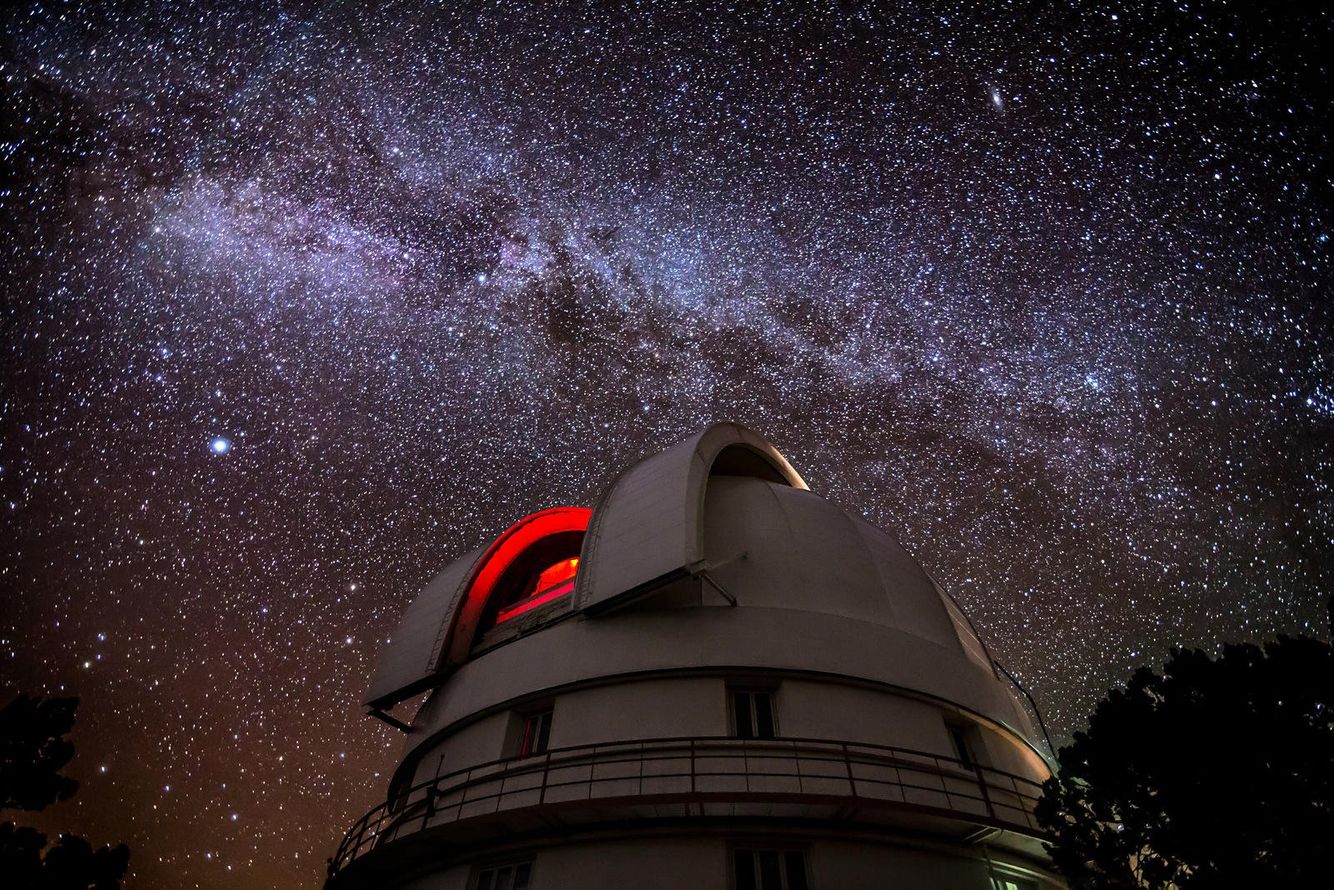 mcdonald_observ_night.jpg