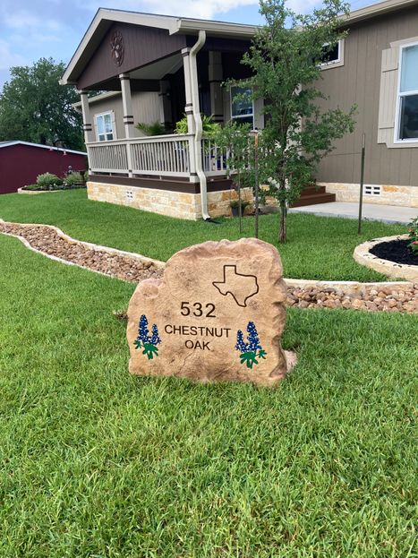 Ingram Texas bluebonnet address rock.jpg