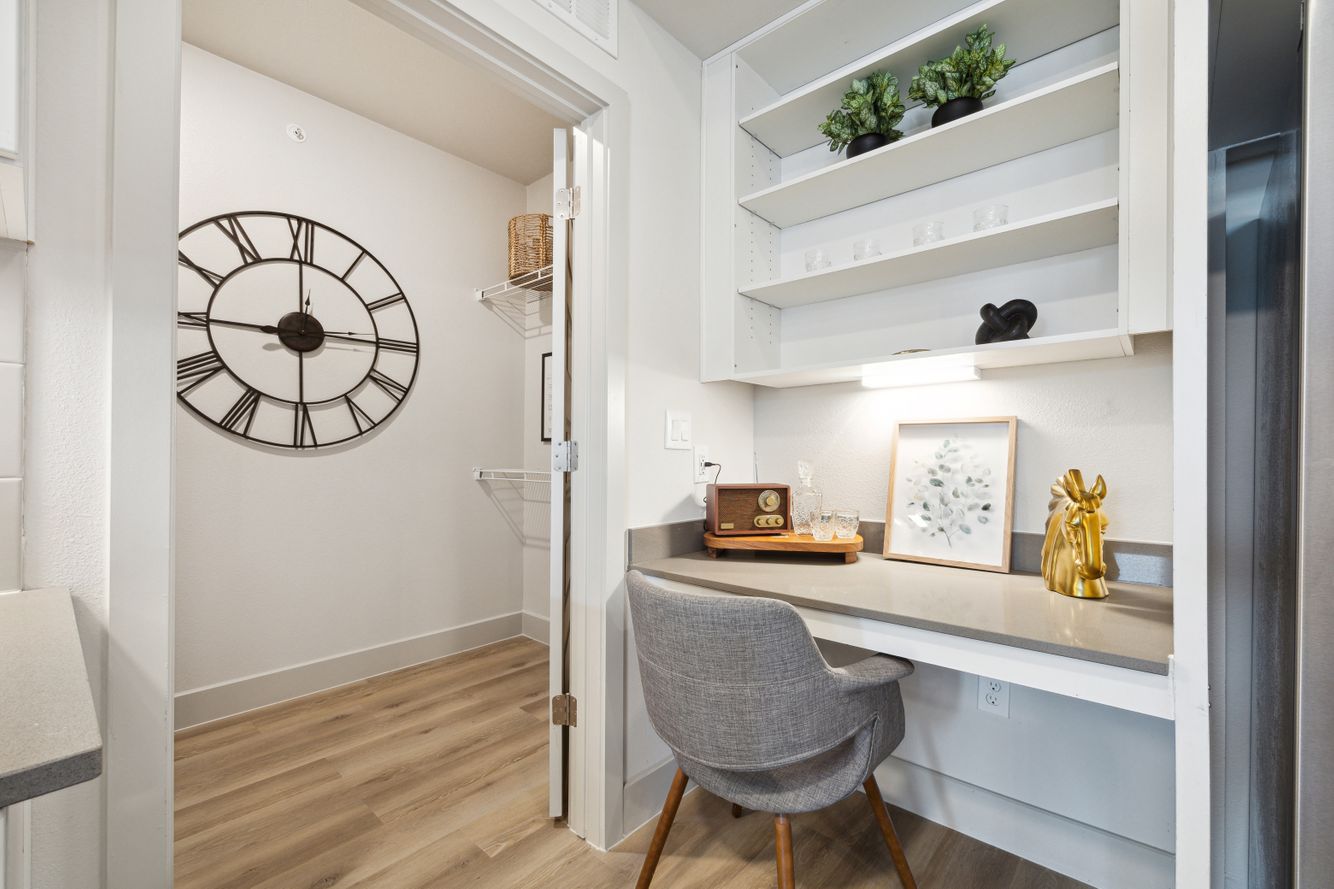 12-Pasadena Blvd W 800 IMG 50.jpg