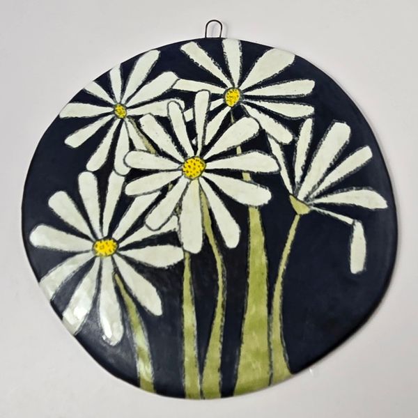 DaisiesOrnament25ljpettit.jpg