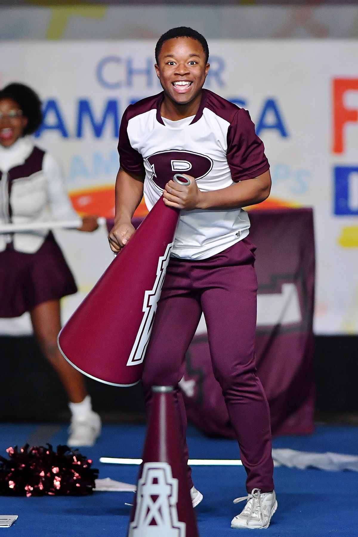 Pearland HS Cheer - platinum.JPG