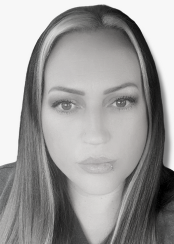 Level 3 Stylist TRISHA