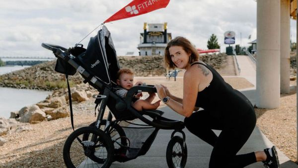 HQ - News. Clinton FIT4MOM Iowa workoutsjpg.jpg