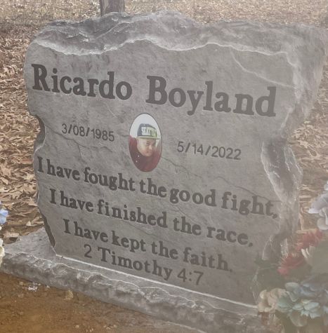 Ricardo Boyland Memorial with Color Picture.jpeg