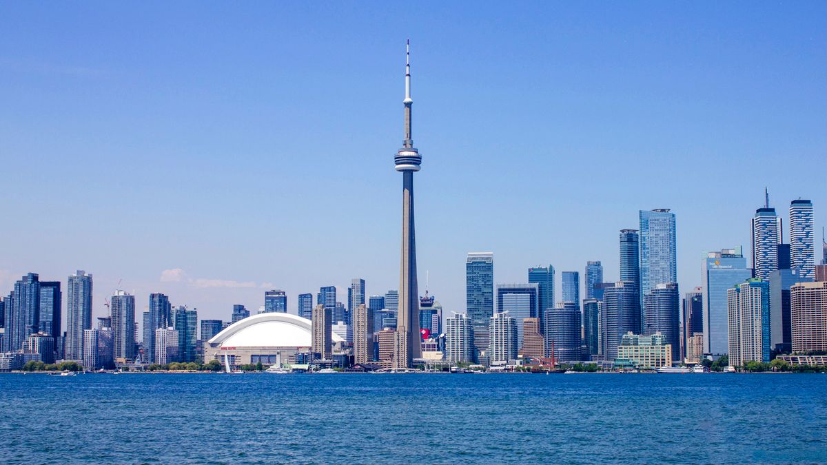 Toronto_Skyline_Summer_2020.jpg