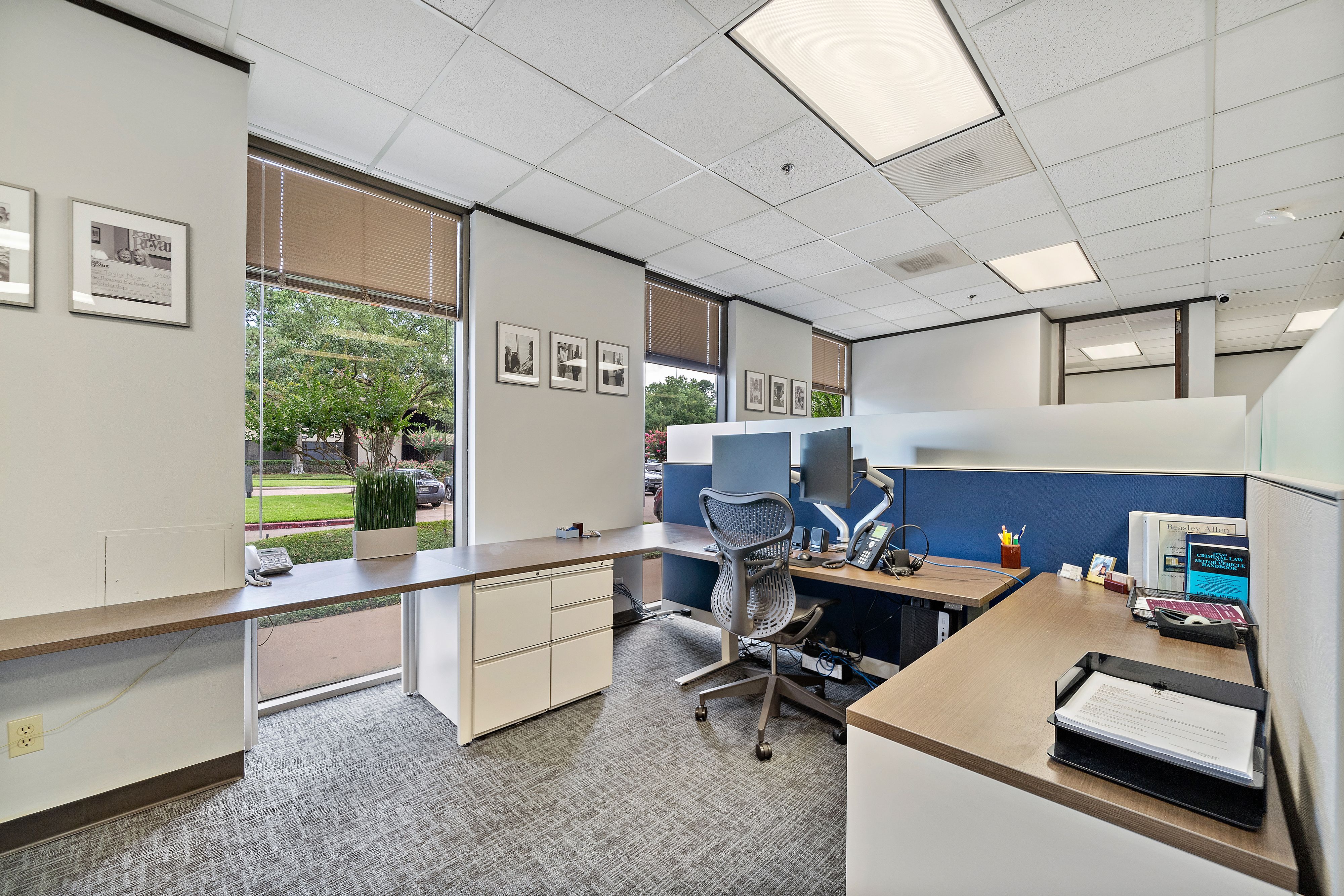 HOUSTON LAW FIRM - Mohle Design