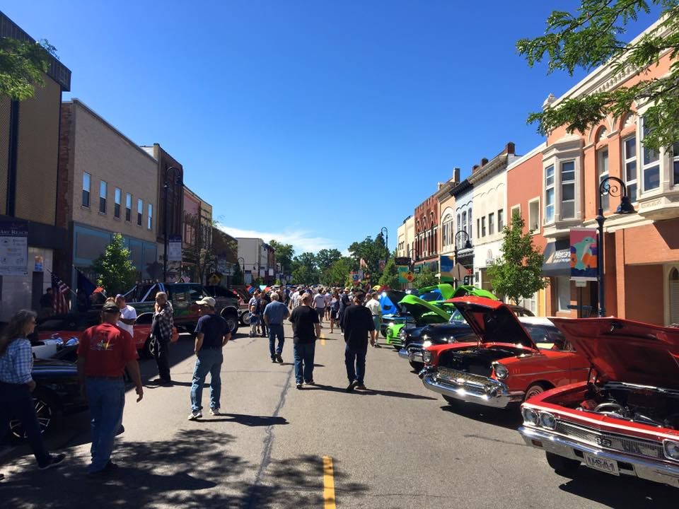 Downtown Mount Pleasant Michigan Classic Car Show