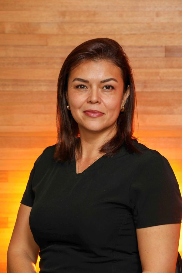 Carolina Headshot.jpg