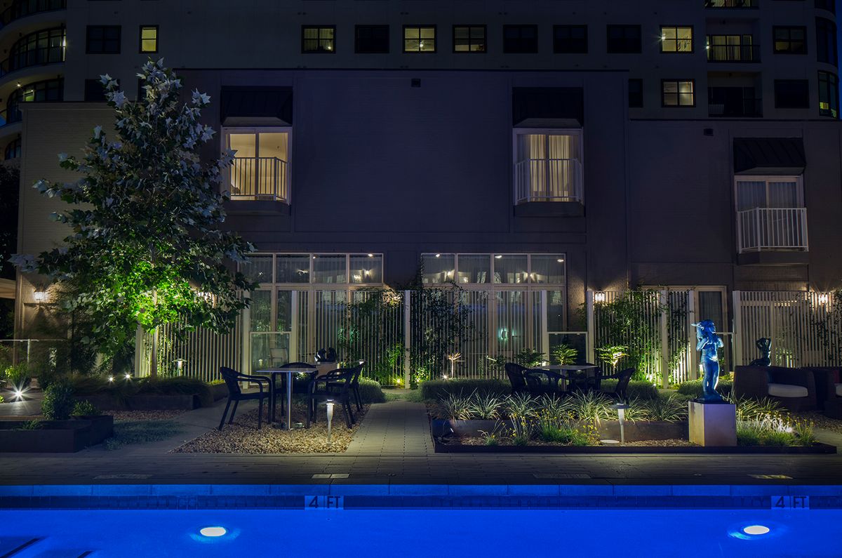 poolseating.jpg