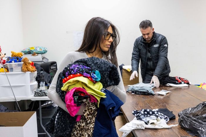 Cotton CA Wildfire Donation Delivery-43.jpg