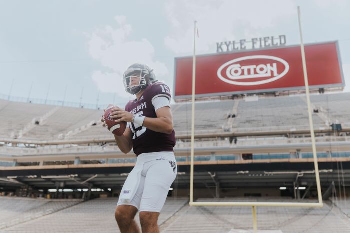 Connor Weigman Cotton TAMU Shoot-33.jpg