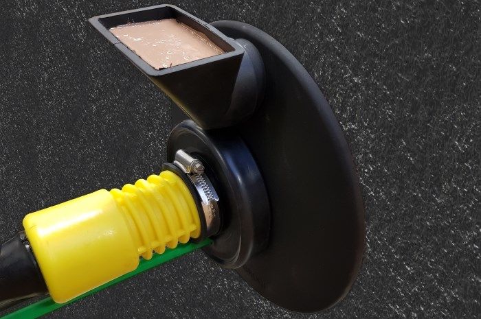 Verguss Dichtflansch 18533 mit Fülltrichter